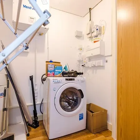 Media 2bed Apartment, Amazing Views, Smart Tv, Perfect For Contractors, Professionals, Families And Leisure Apartment Manchester