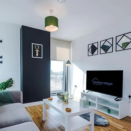 Apartment Media 2bed Apartment, Amazing Views, Smart Tv, Perfect For Contractors, Professionals, Families And Leisure *