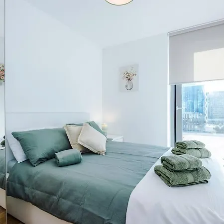 Media 2bed Apartment, Amazing Views, Smart Tv, Perfect For Contractors, Professionals, Families And Leisure * Manchester