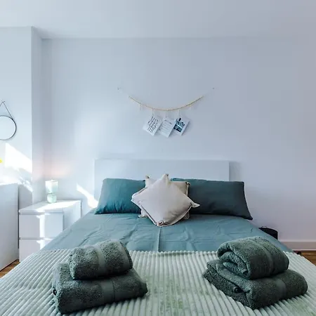 Apartment Media 2bed Apartment, Amazing Views, Smart Tv, Perfect For Contractors, Professionals, Families And Leisure