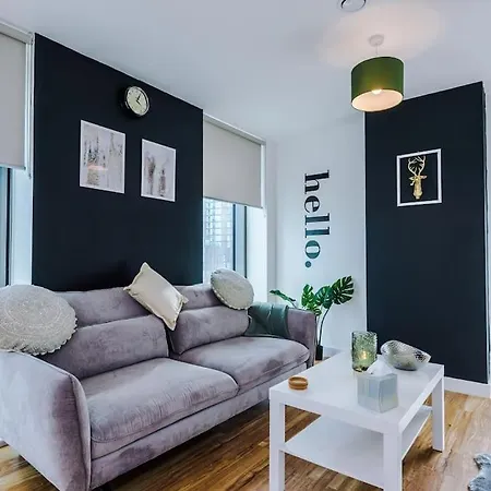Media 2bed Apartment, Amazing Views, Smart Tv, Perfect For Contractors, Professionals, Families And Leisure Apartment