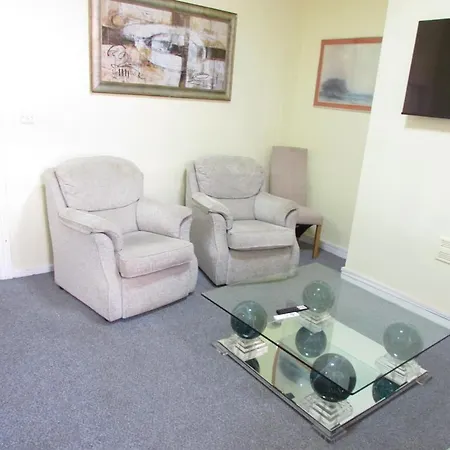 Perfect House For Professionals Holiday home *