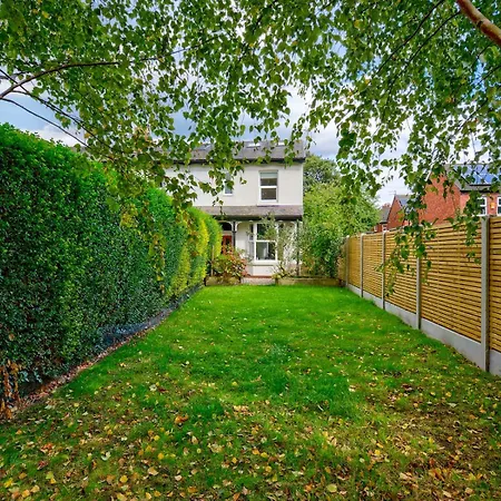 בית נופש Pass The Keys Peaceful Boutique Period Didsbury