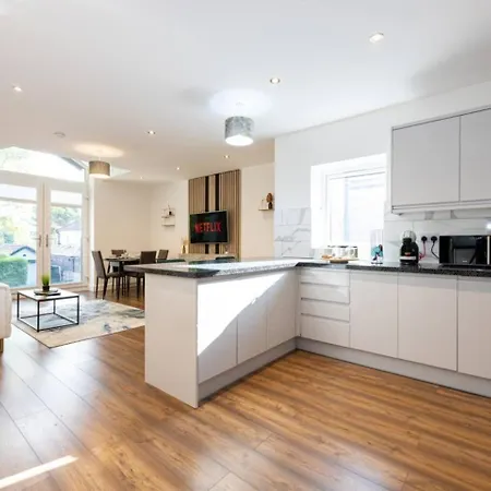 Luxury 2br In Chorlton, Free Parking