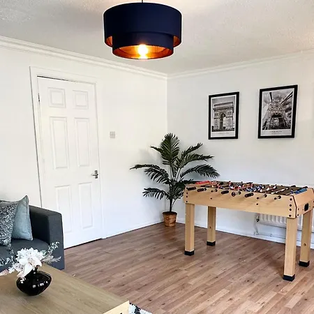 6 Guests House Old Trafford,media City,city Centre, Free Parking Holiday home Manchester