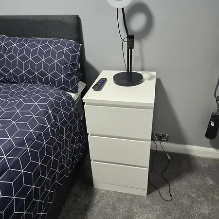 Semesterbostad - House - Sleeps 6 - Parking - Garden *