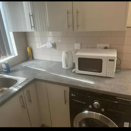 Ensuit Room1 In A 4 Bedroom House Privat bolig