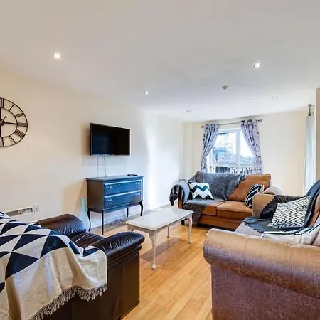 Luxury 2br - Prime Location - Parking Manchester