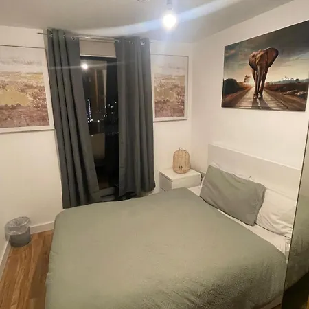 Luxury 2bedroom Serene