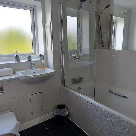 Modern Near Etihad, Coop Live アパート *