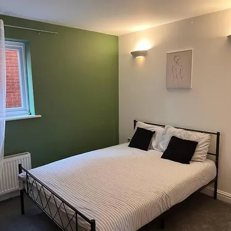 Luxury 2br Central Free Parking Манчестер