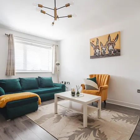 Etihad, & Coop Live - Free Parking - 10ppl Дом отдыха *