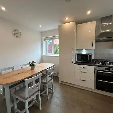 House Close To The Centre And Stadium Vakantiehuis Manchester