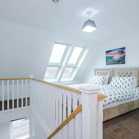 Апартаменты The Clover Townhouse Манчестер