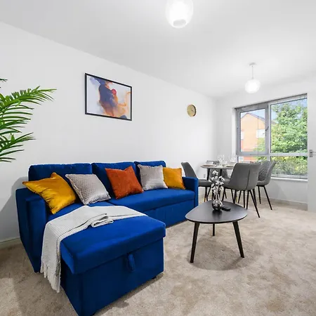 Superb Two Bedroom House Near Etihad & Coop Live - Free Parking * 맨체스터