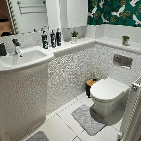 Oasis Retreat - 4 Bedroom House Prázdninový dům
