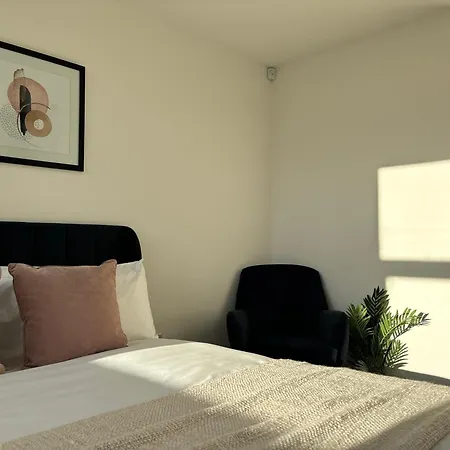Lejlighed Apt, Free Parking, Business, Couples & Families *