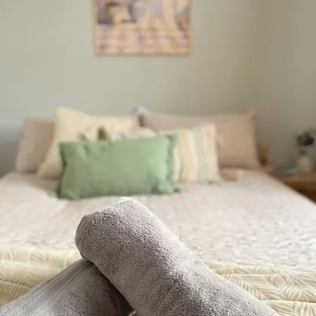 Artistic 3 Bed In Old Trafford Next To Mufc بيت للعطل مانشستر