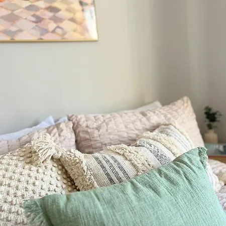 Artistic 3 Bed In Old Trafford Next To Mufc بيت للعطل مانشستر