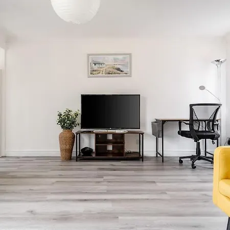 דירה Cozy 3br - Games - Sleeps 9 *