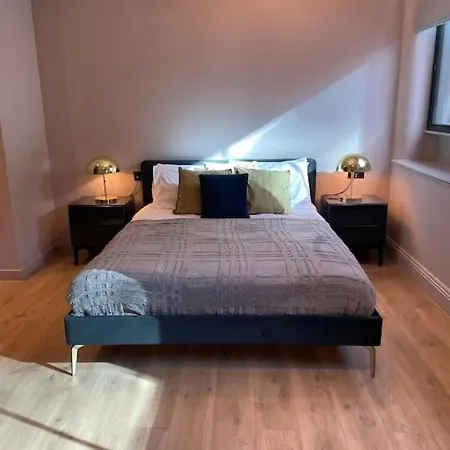 Chic Retreat *