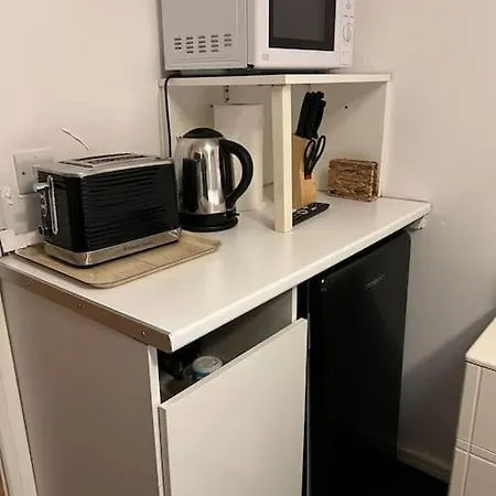 Appartement Close To Centre 1-bed Room, Sleeps 2, Free Parking, Great Transport Links Manchester