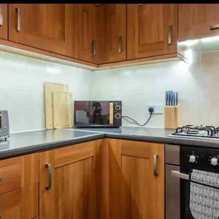 Holiday home Charming Whitehurst Drive Nest In *