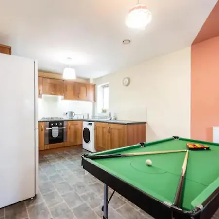 Charming Whitehurst Drive Nest In Holiday home