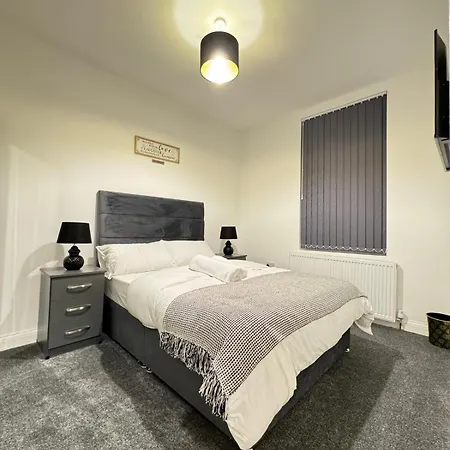 Δωμάτια σε οικογενειακή κατοικία Icon Residencia Μάντσεστερ
