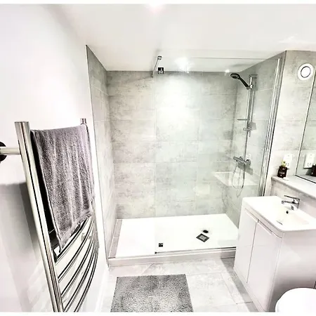 Modern Centre Apartment Manchester