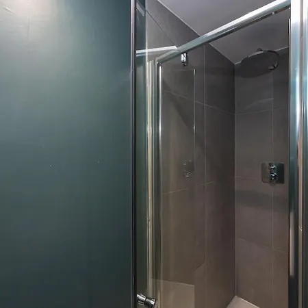 Old Trafford , , 2 Bed Duplex *