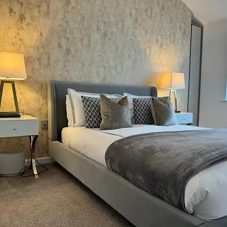 Deansgate Luxury *