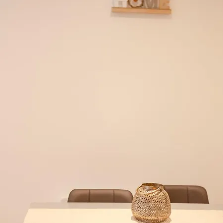 Warm 2 Bedroom 15 Min Walk To Etihad Stadium And Center מנצ'סטר