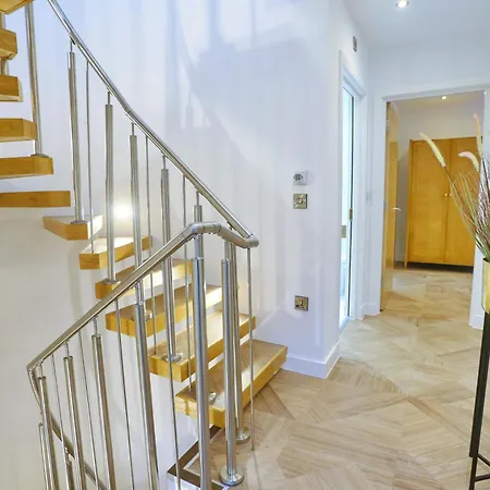 Apartamento Luxury 7 Mins Walk To Salford - Pass The Keys Manchester