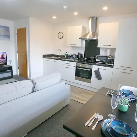 Pass The Keys Salford Quays Manc Flat With Free Parking *