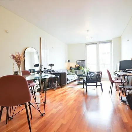 Spinningfields Apartment *