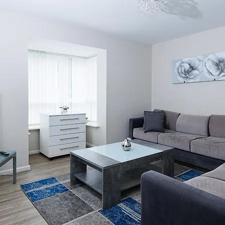 Riverside Villas * Manchester