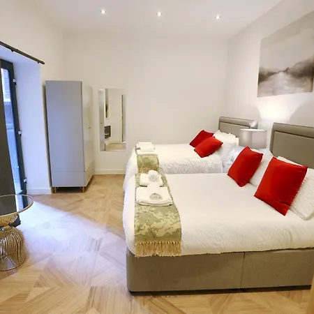 Pass The Keys Beautifully Restored 3 Bed Flat In Centre Apartamento *