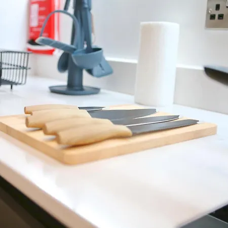 Beautiful Newly Built Flat - Walk To Centre - Pass The Keys Mánchester