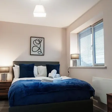 Apartment With Free Parking By Superhost Manchester
