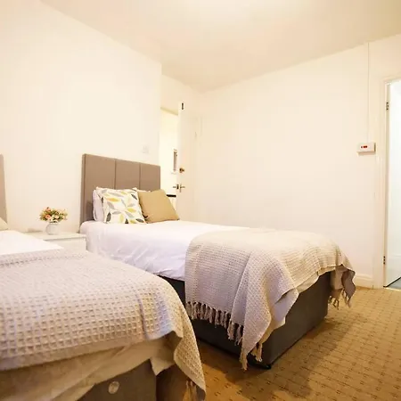 Διαμέρισμα Stunning 4-bedroom Didsbury Μάντσεστερ