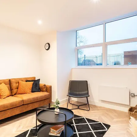 Modern 2 Bed Close To Etihad דירה