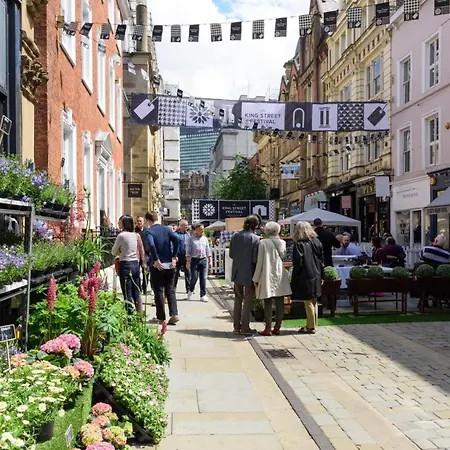 Willa King Street Collection