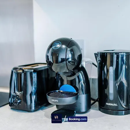 アパート Modern 1 Bed With Balcony By Host A