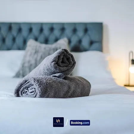 Modern 1 Bed With Balcony By Host A *