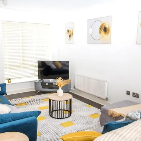 Coop Arena Luxurious Townhouse * Manchester