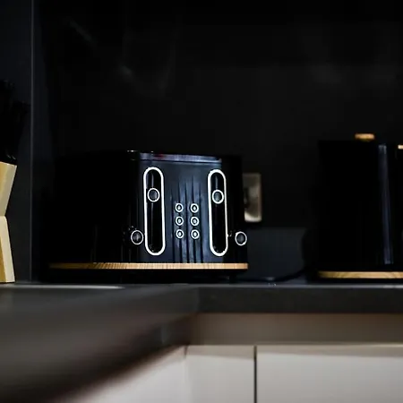 Apartamento Modern 2 Bedroom - Centre - Parking