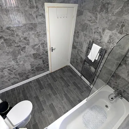 Holiday home Spacious Powell Sleeps 11 6 Bed 1 5 Bath