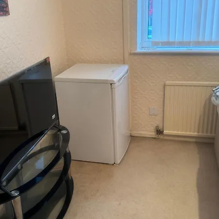 Komegloba Exquisite * Manchester