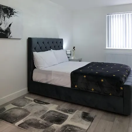 Downtown Cozy House In בית נופש *